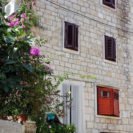 Apartments By The Sea Pucisca, Brac - 770 Ngoại thất bức ảnh